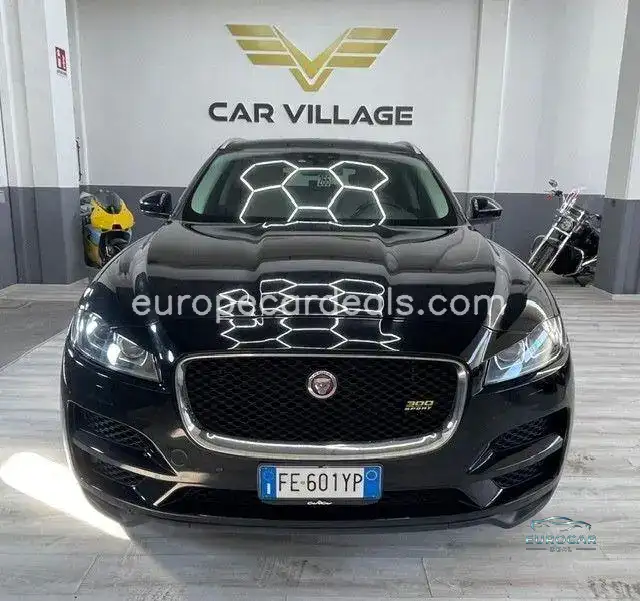 Jaguar F-Pace
