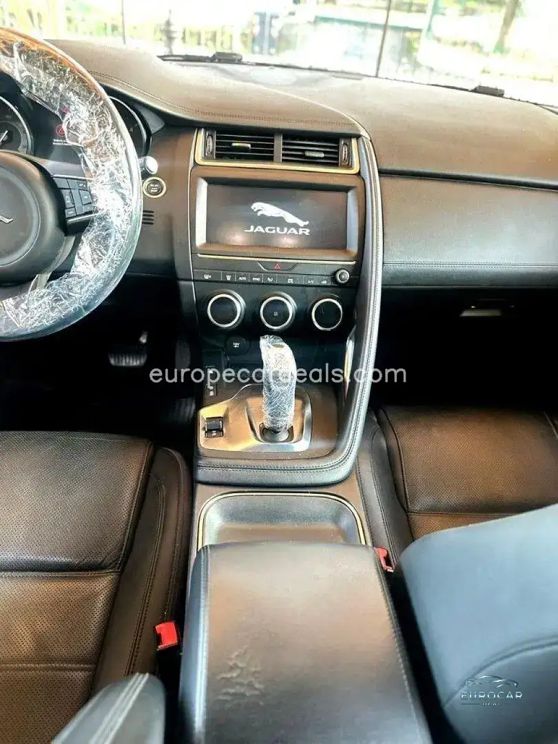 Jaguar E-Pace