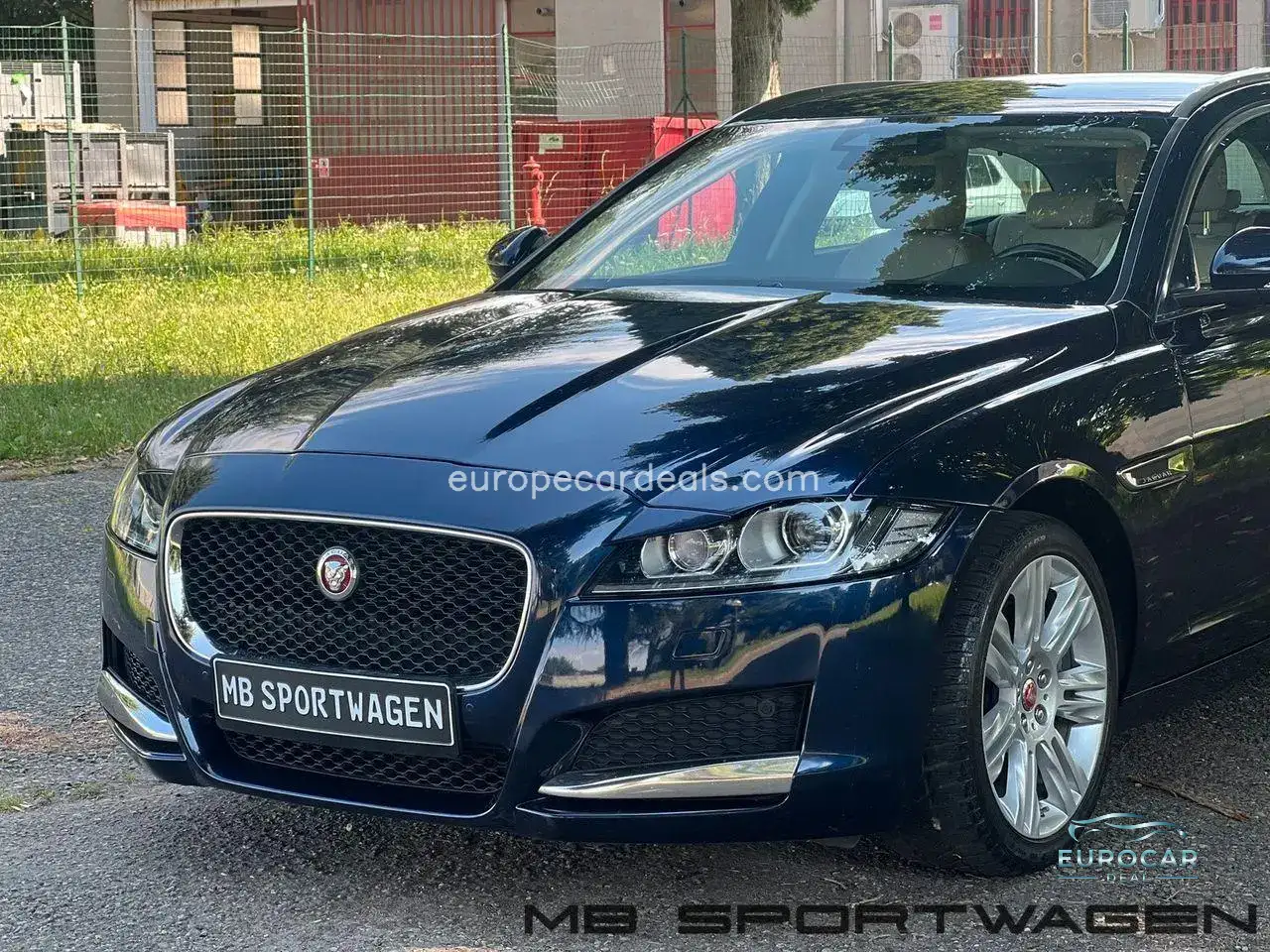 Jaguar XF