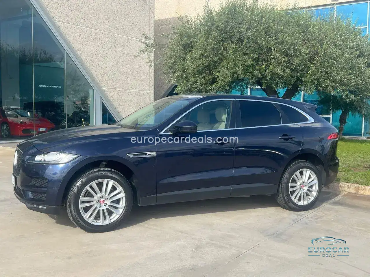 Jaguar F-Pace