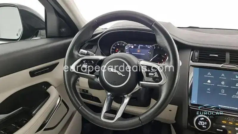 Jaguar E-Pace
