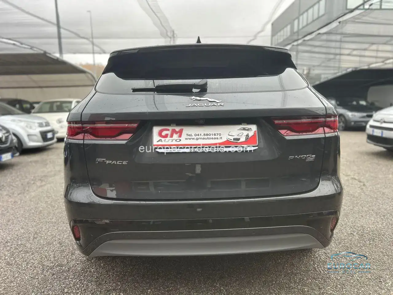 Jaguar F-Pace
