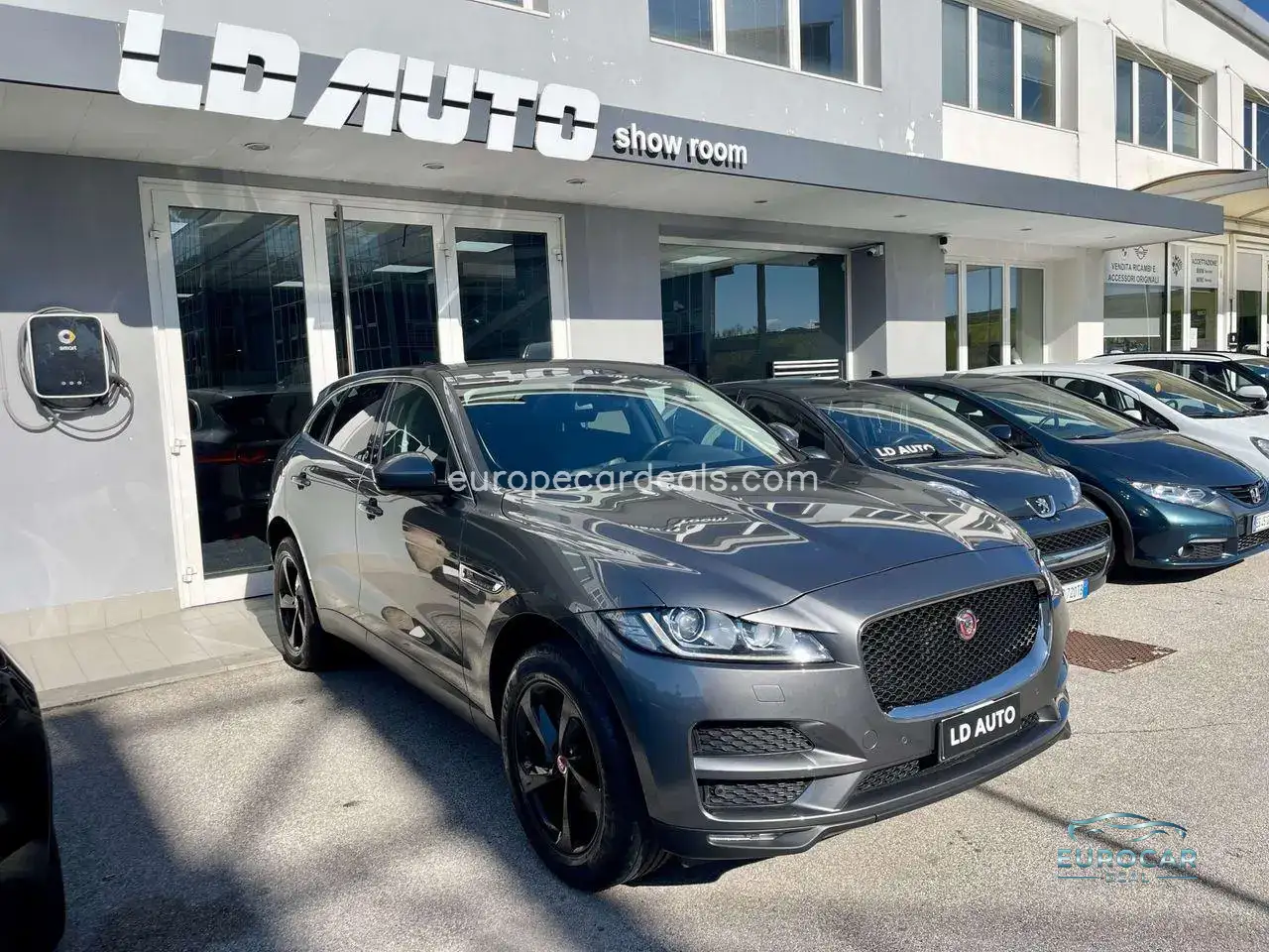 Jaguar F-Pace