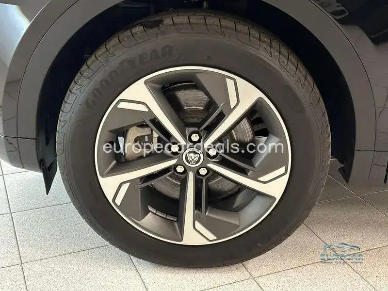 Jaguar E-Pace