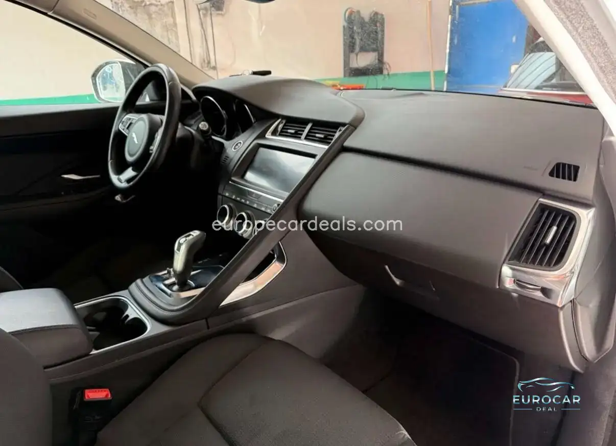 Jaguar E-Pace