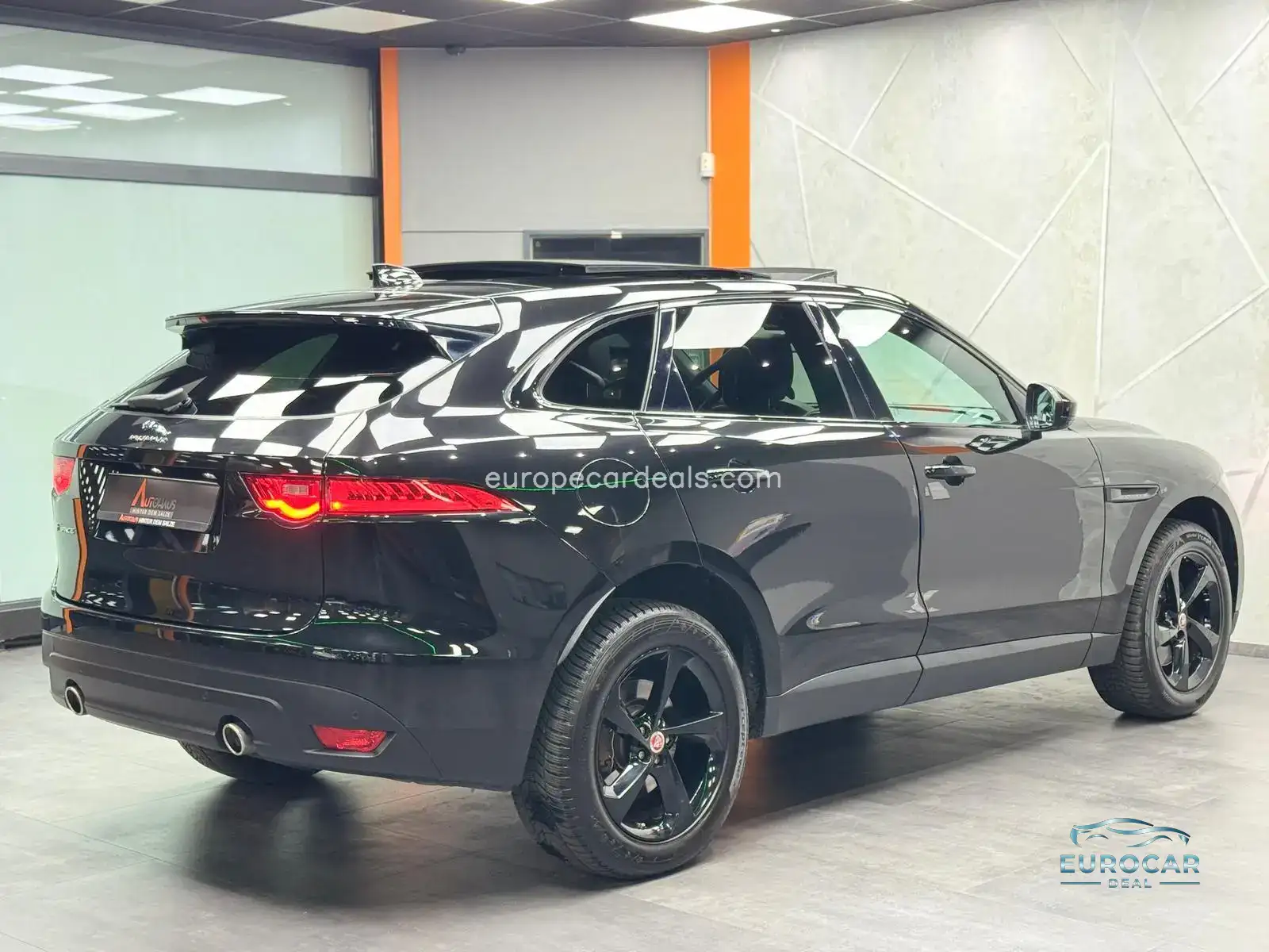 Jaguar F-Pace