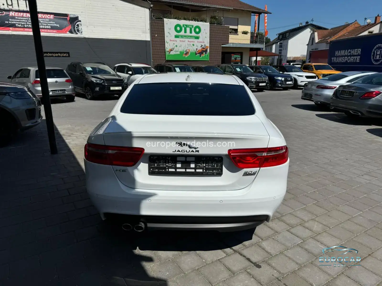 Jaguar XE