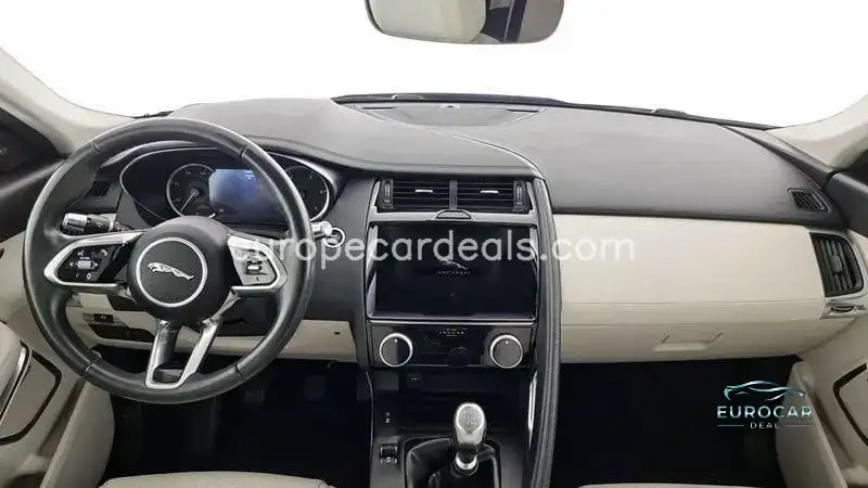 Jaguar E-Pace