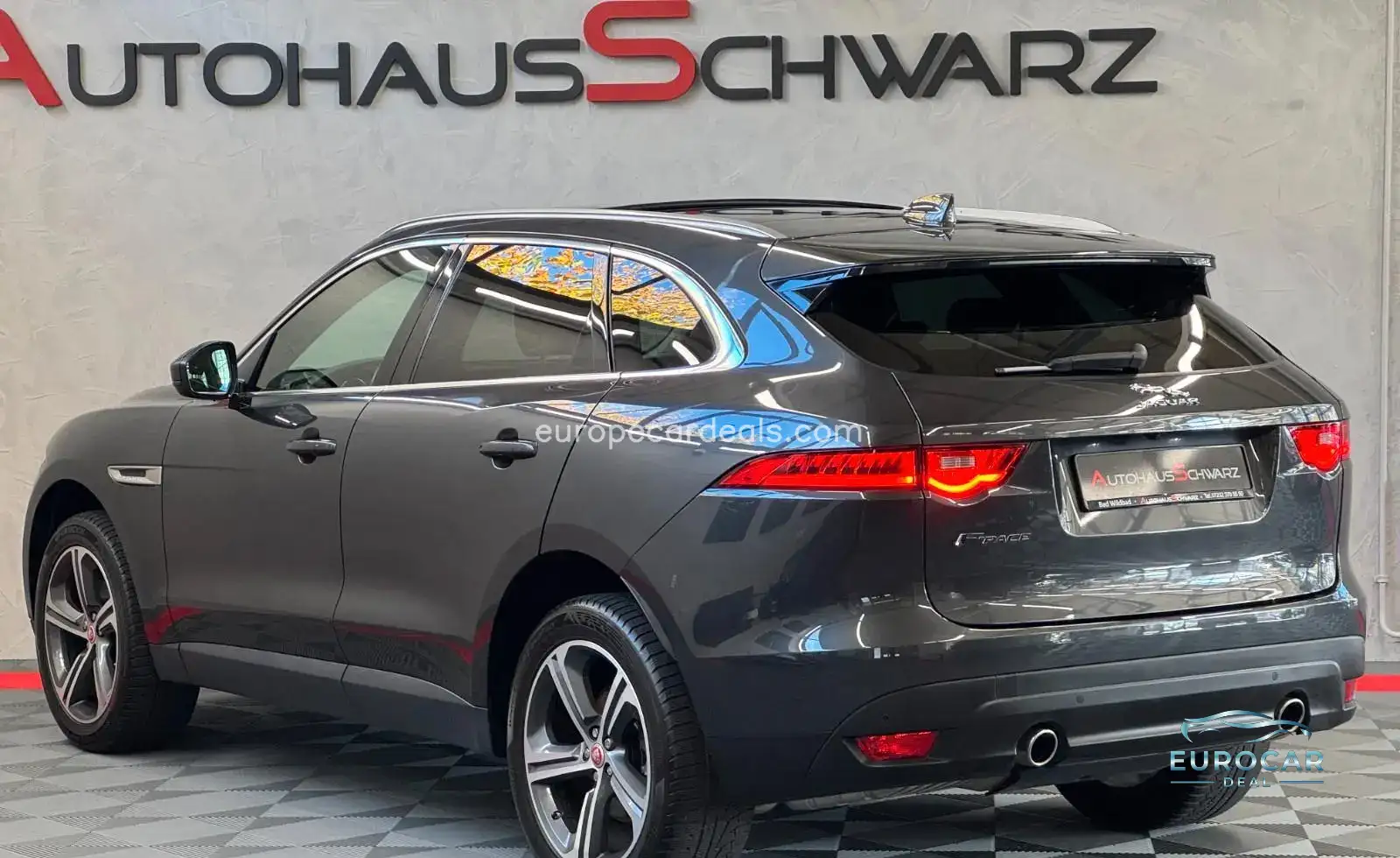 Jaguar F-Pace