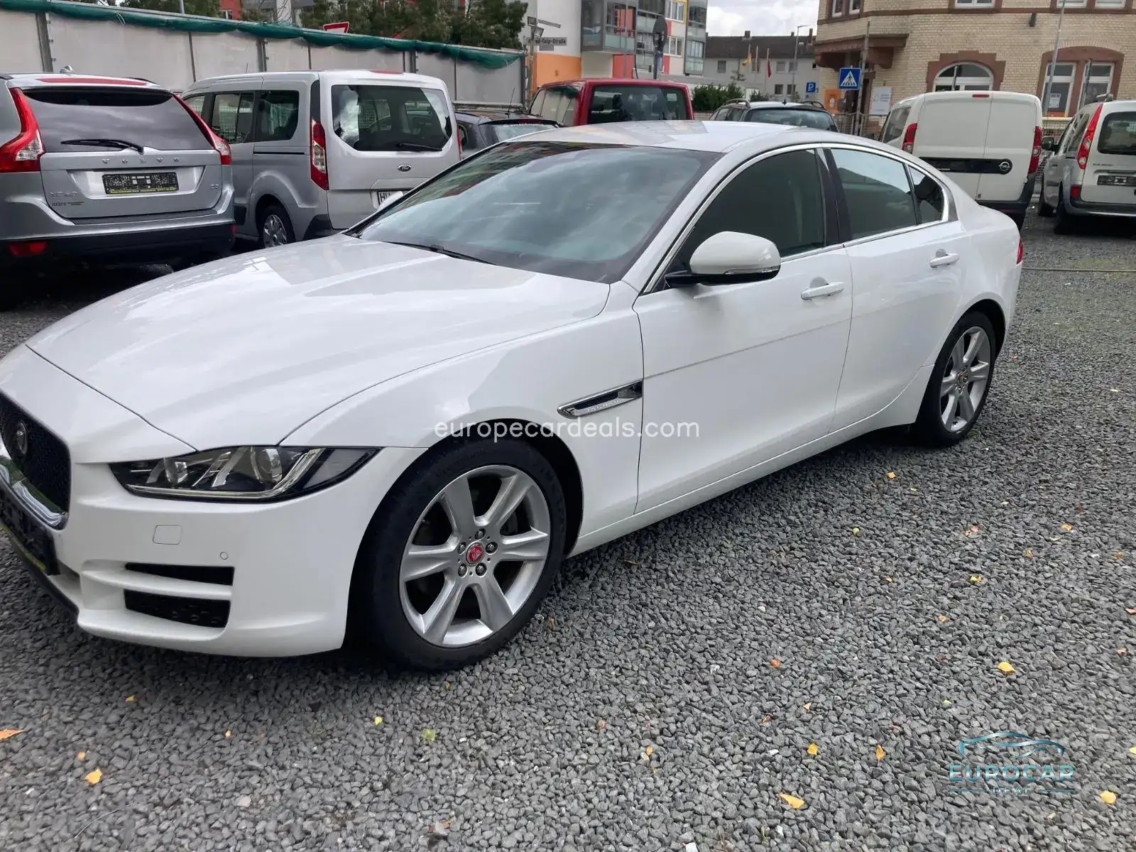 Jaguar XE