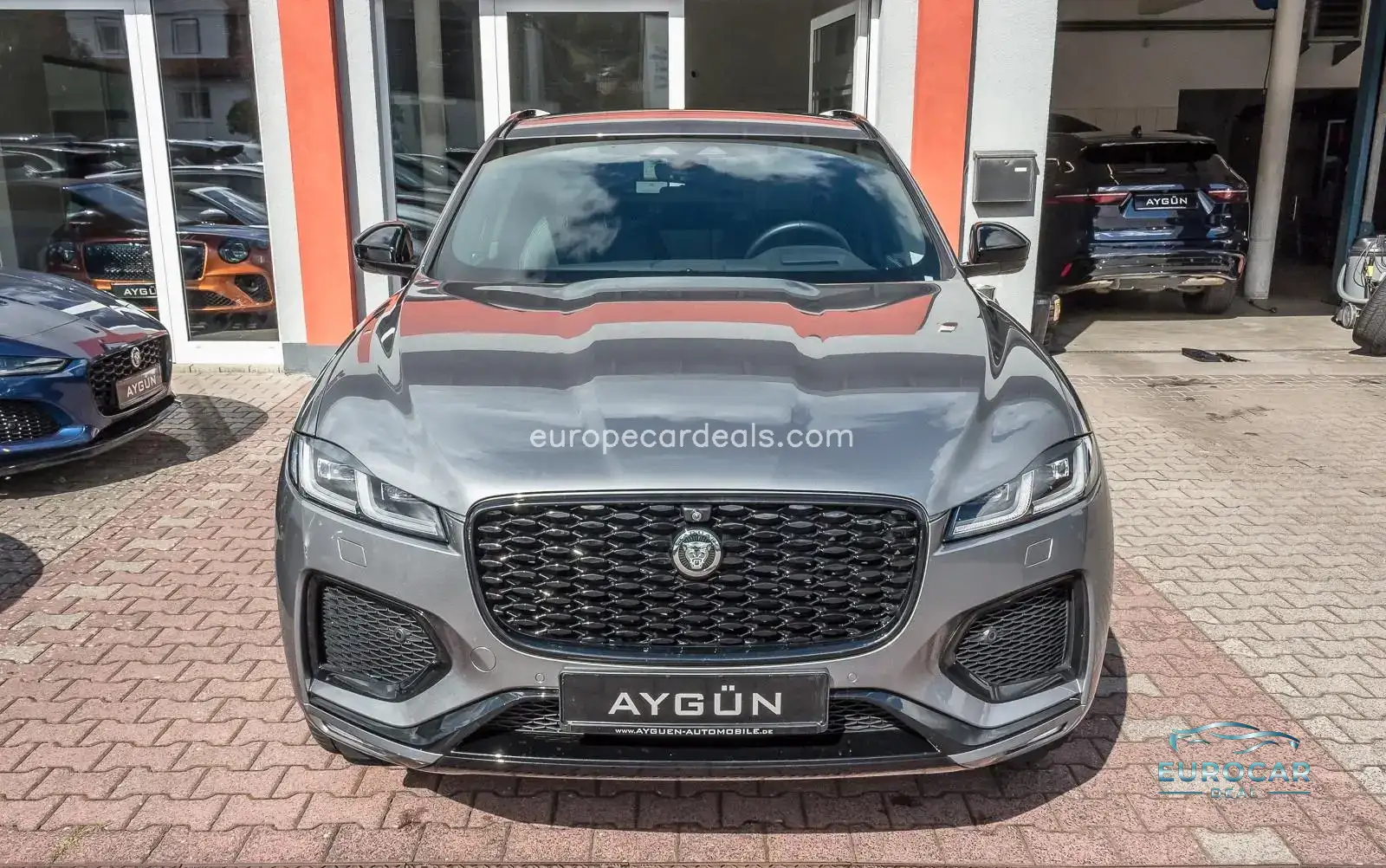 Jaguar F-Pace