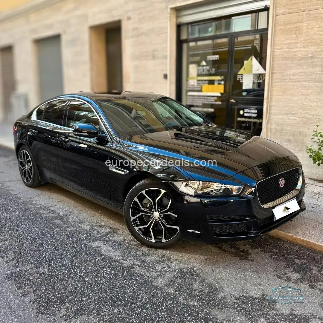 Jaguar XE