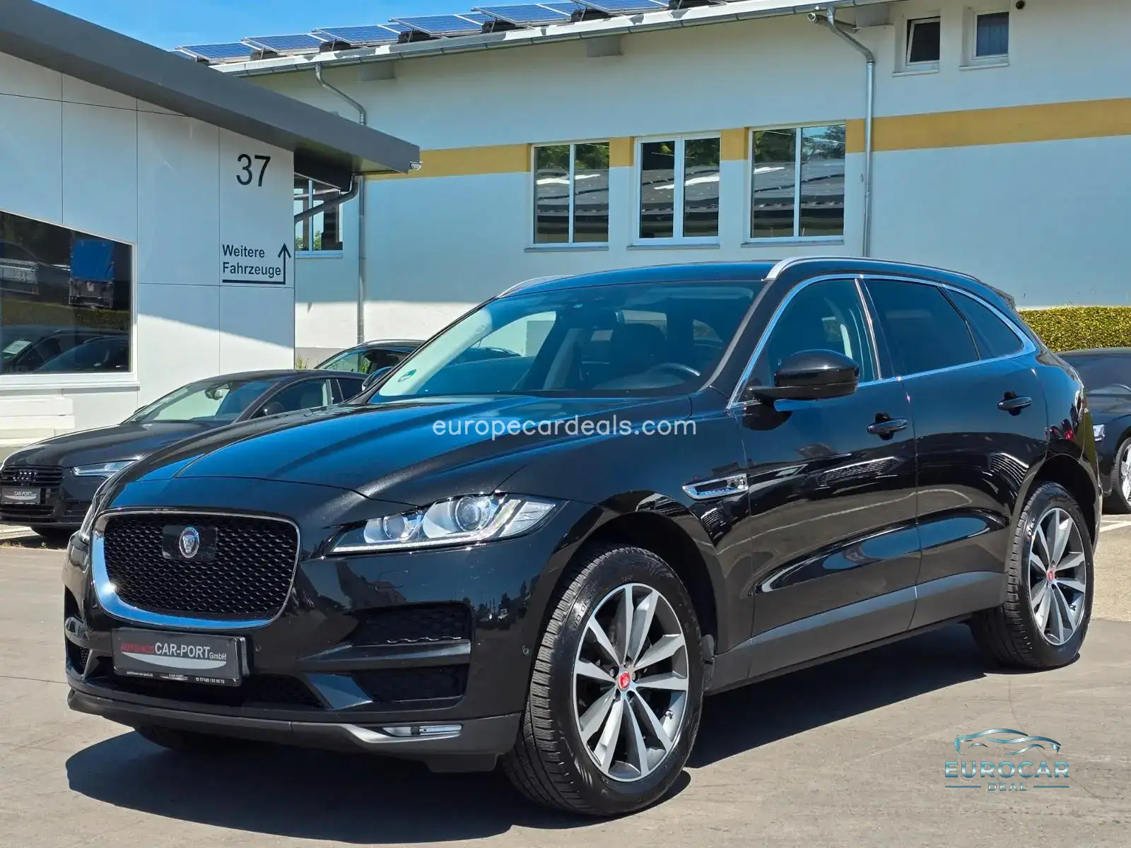 Jaguar F-Pace