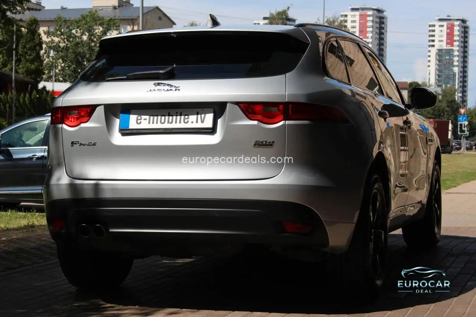 Jaguar F-Pace