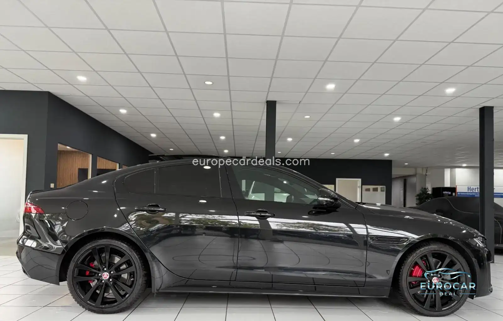 Jaguar XE