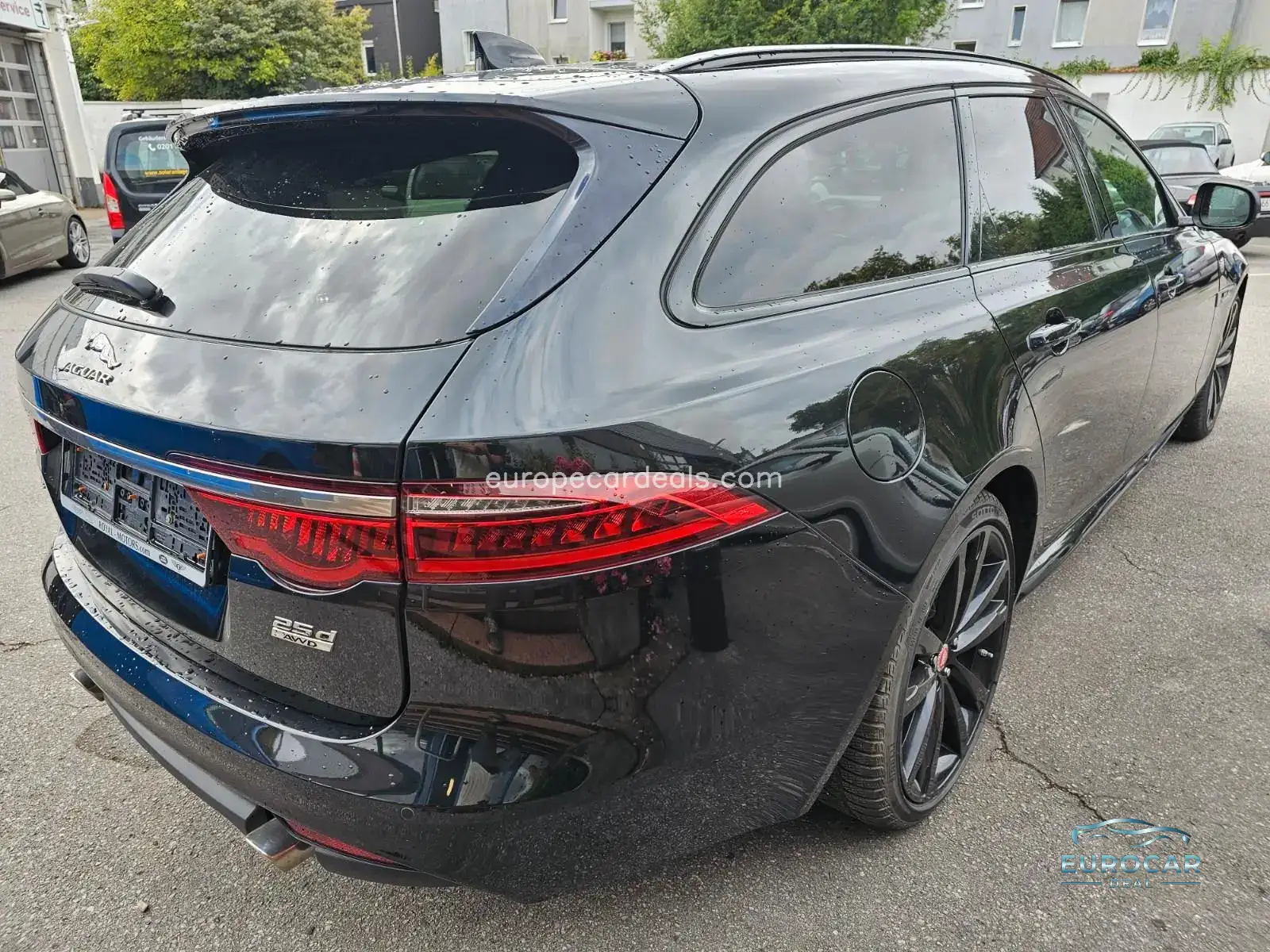 Jaguar XF