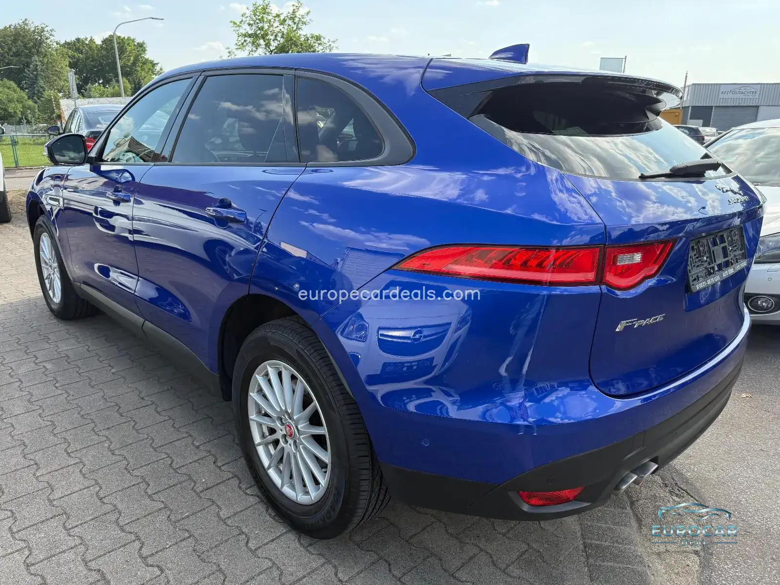 Jaguar F-Pace