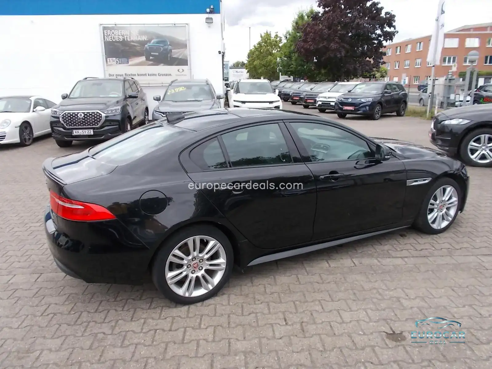 Jaguar XE