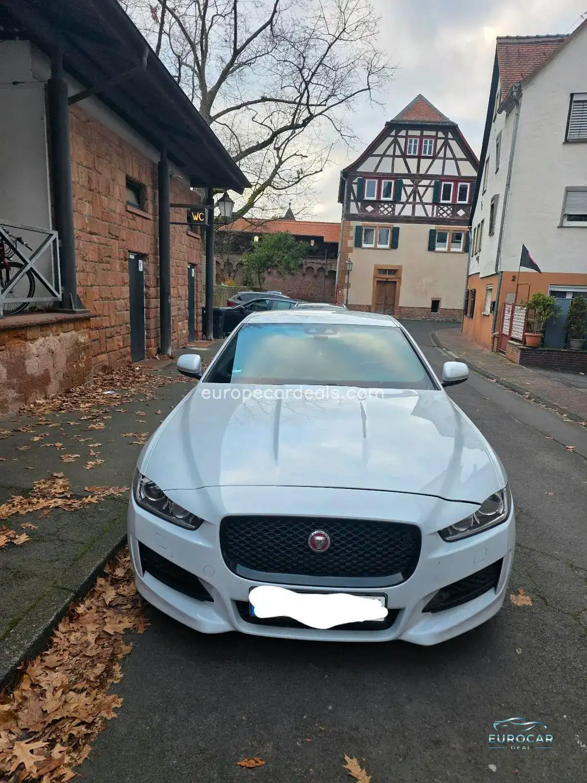Jaguar XE