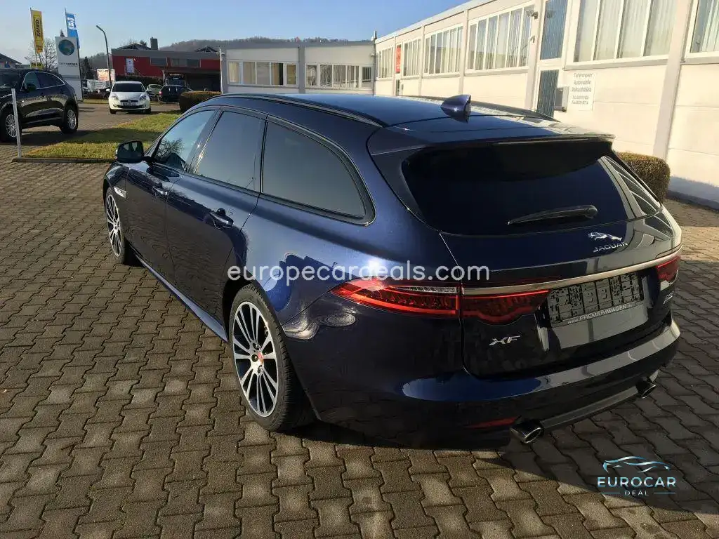 Jaguar XF