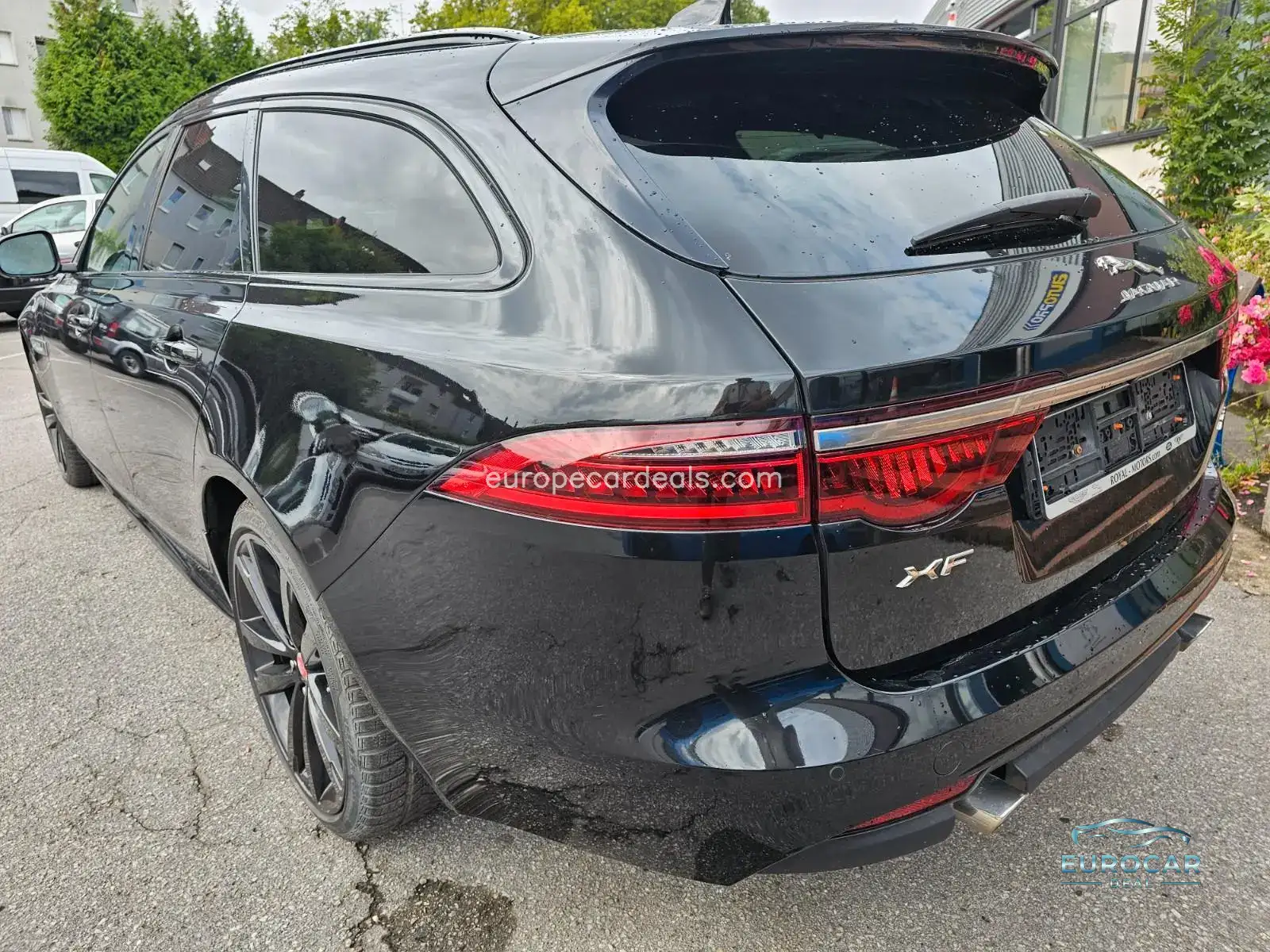 Jaguar XF