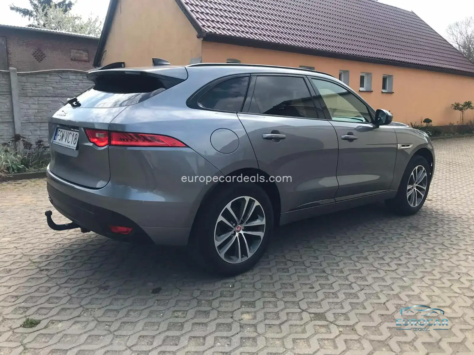 Jaguar F-Pace