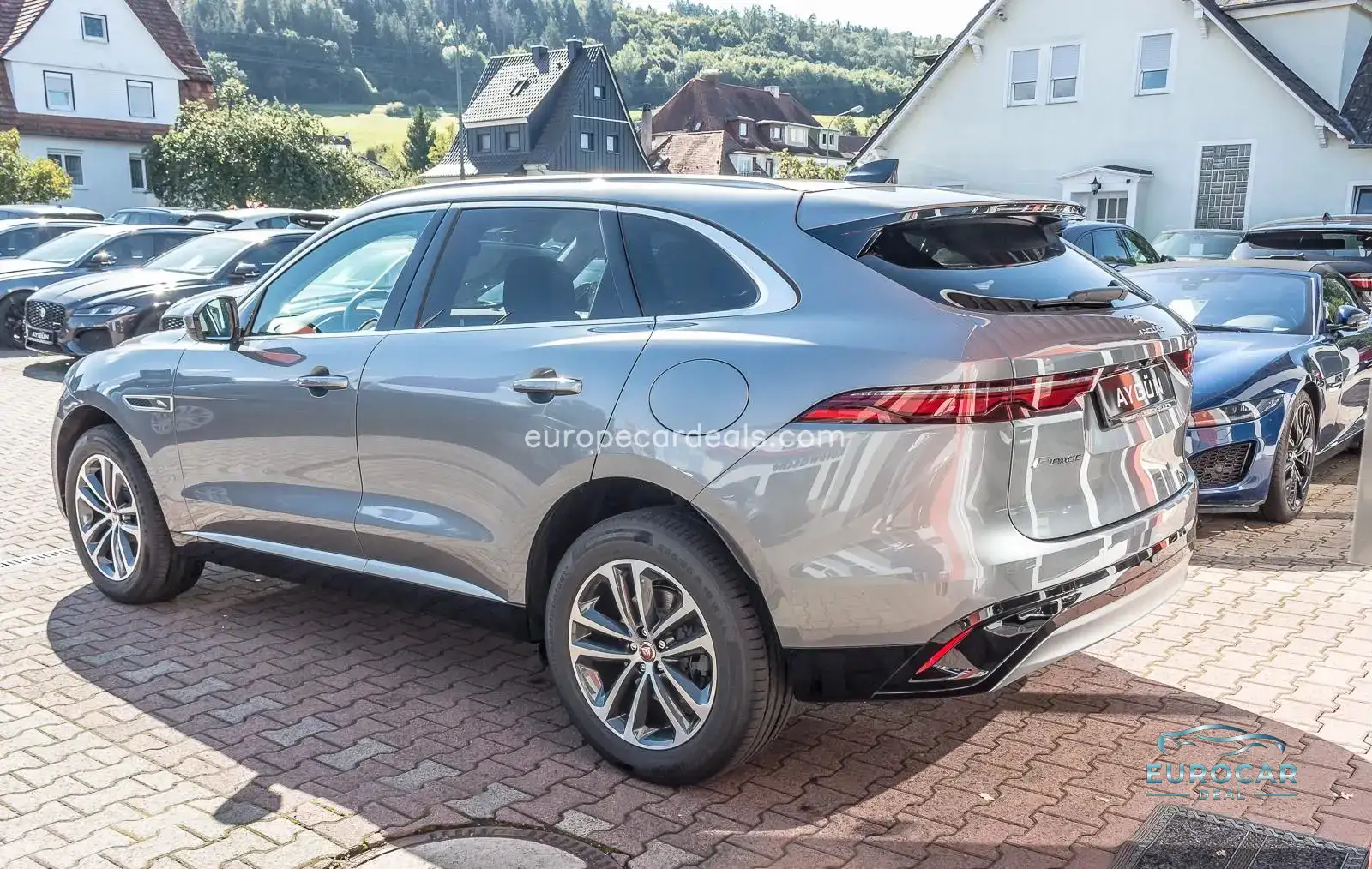 Jaguar F-Pace