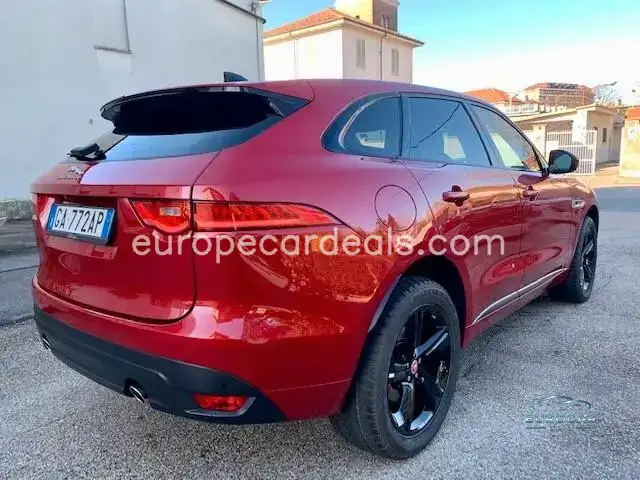 Jaguar F-Pace