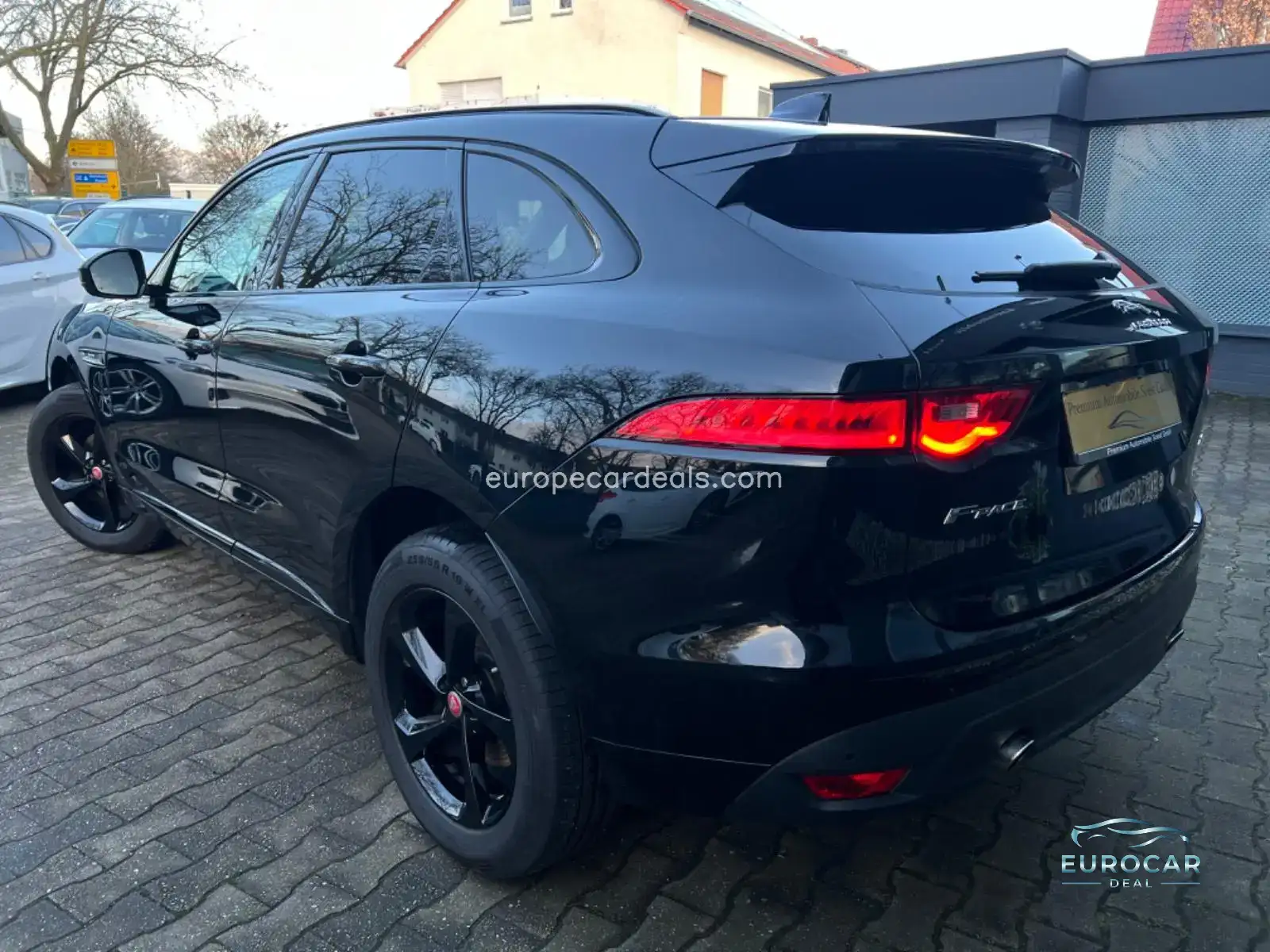 Jaguar F-Pace