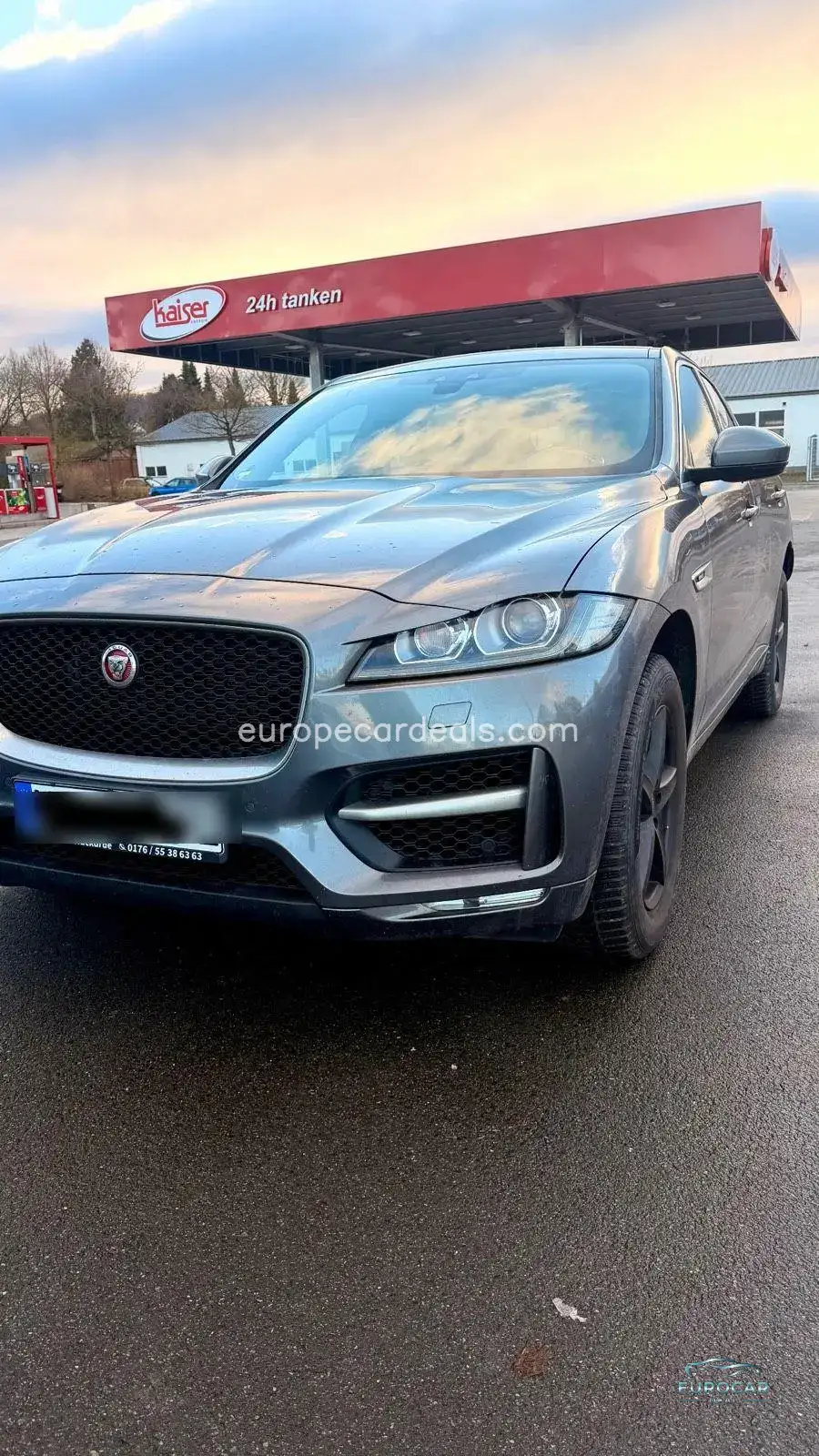 Jaguar F-Pace