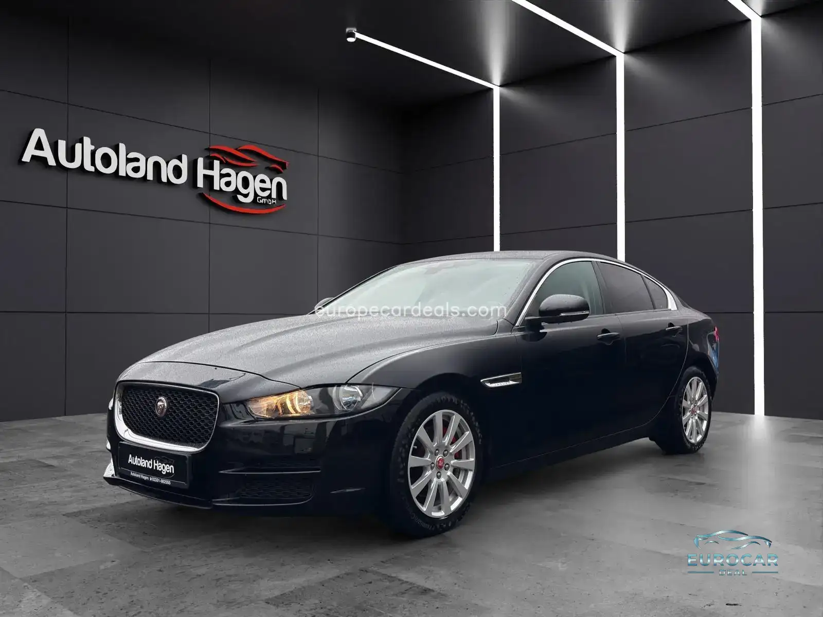 Jaguar XE