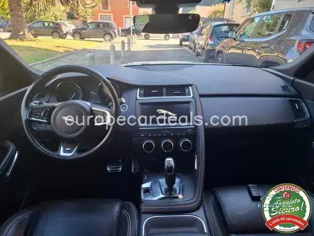 Jaguar E-Pace