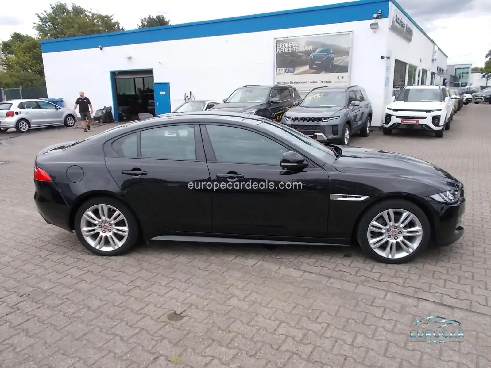 Jaguar XE