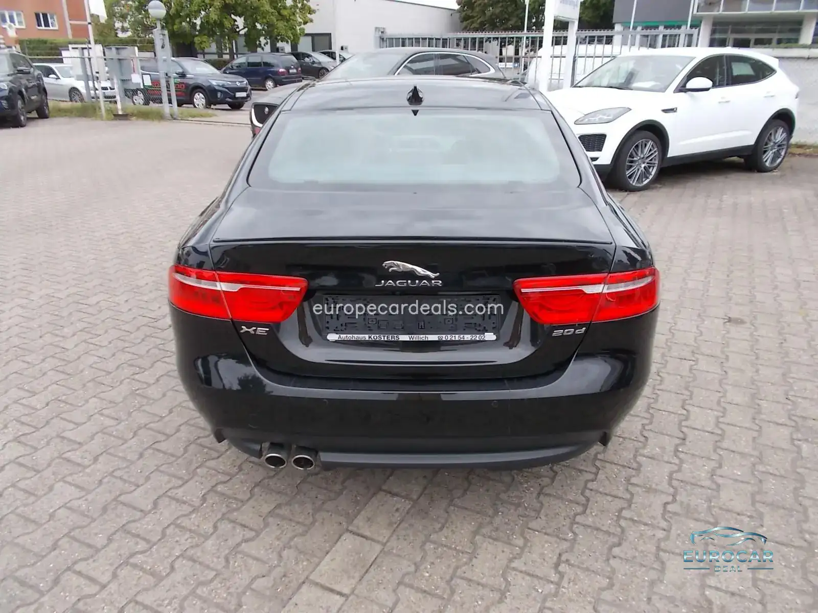 Jaguar XE