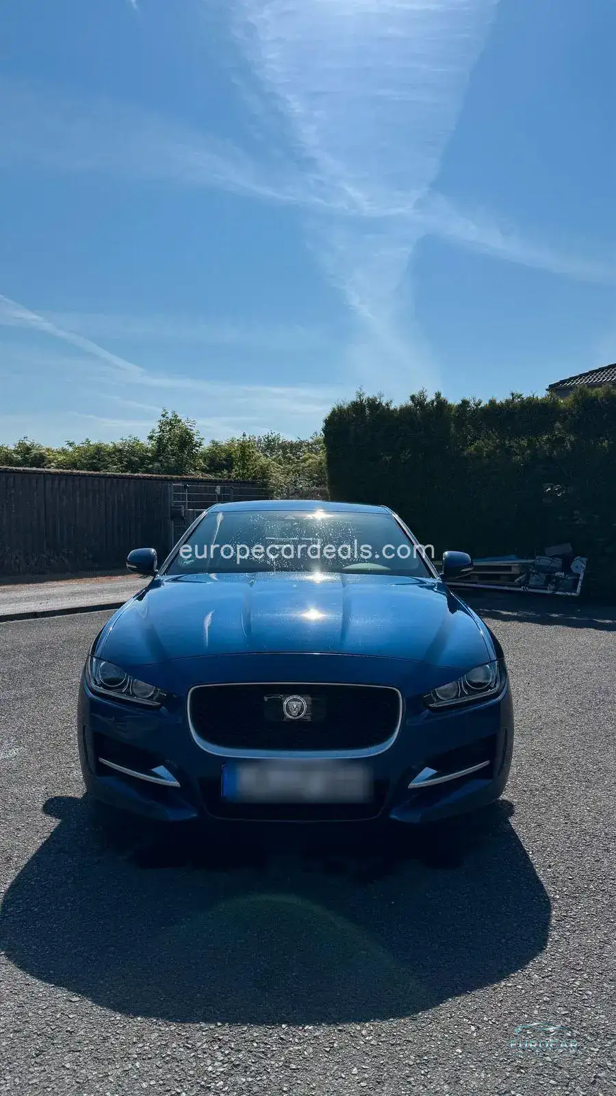 Jaguar XE