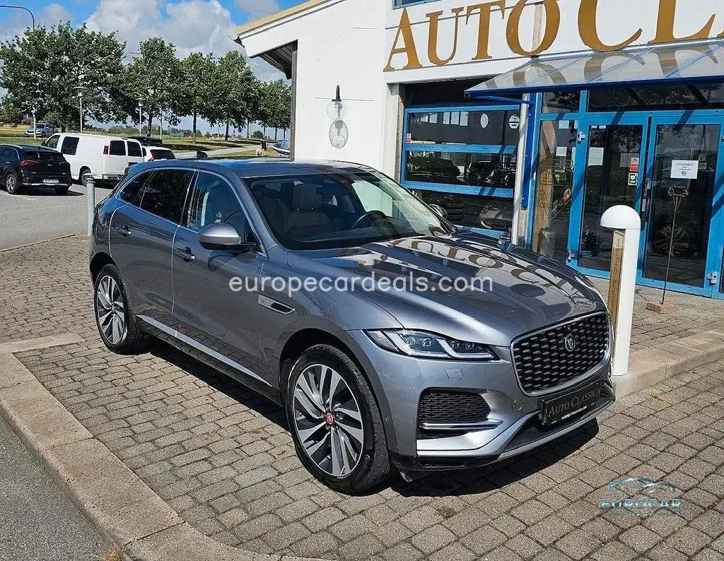 Jaguar F-Pace