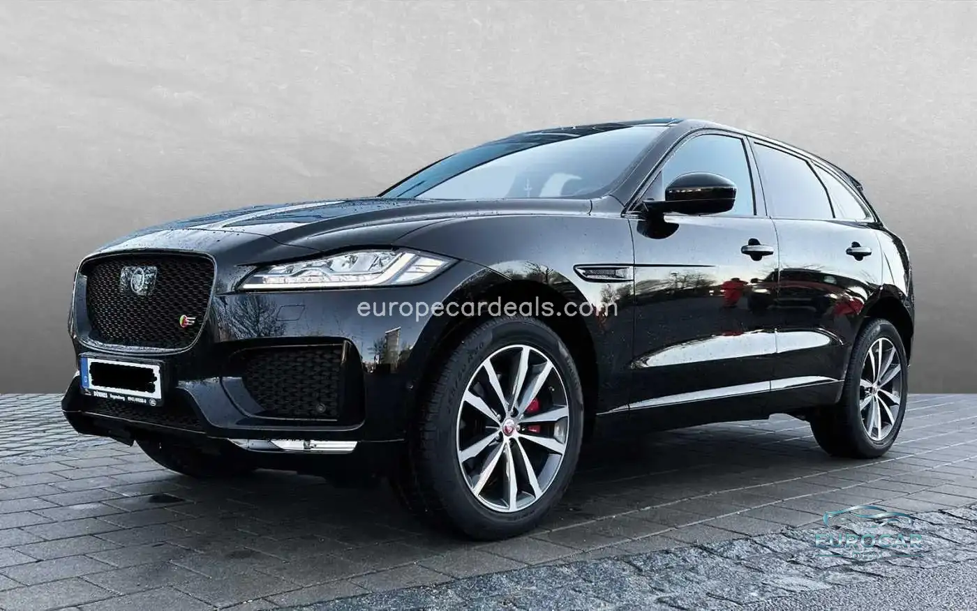 Jaguar F-Pace