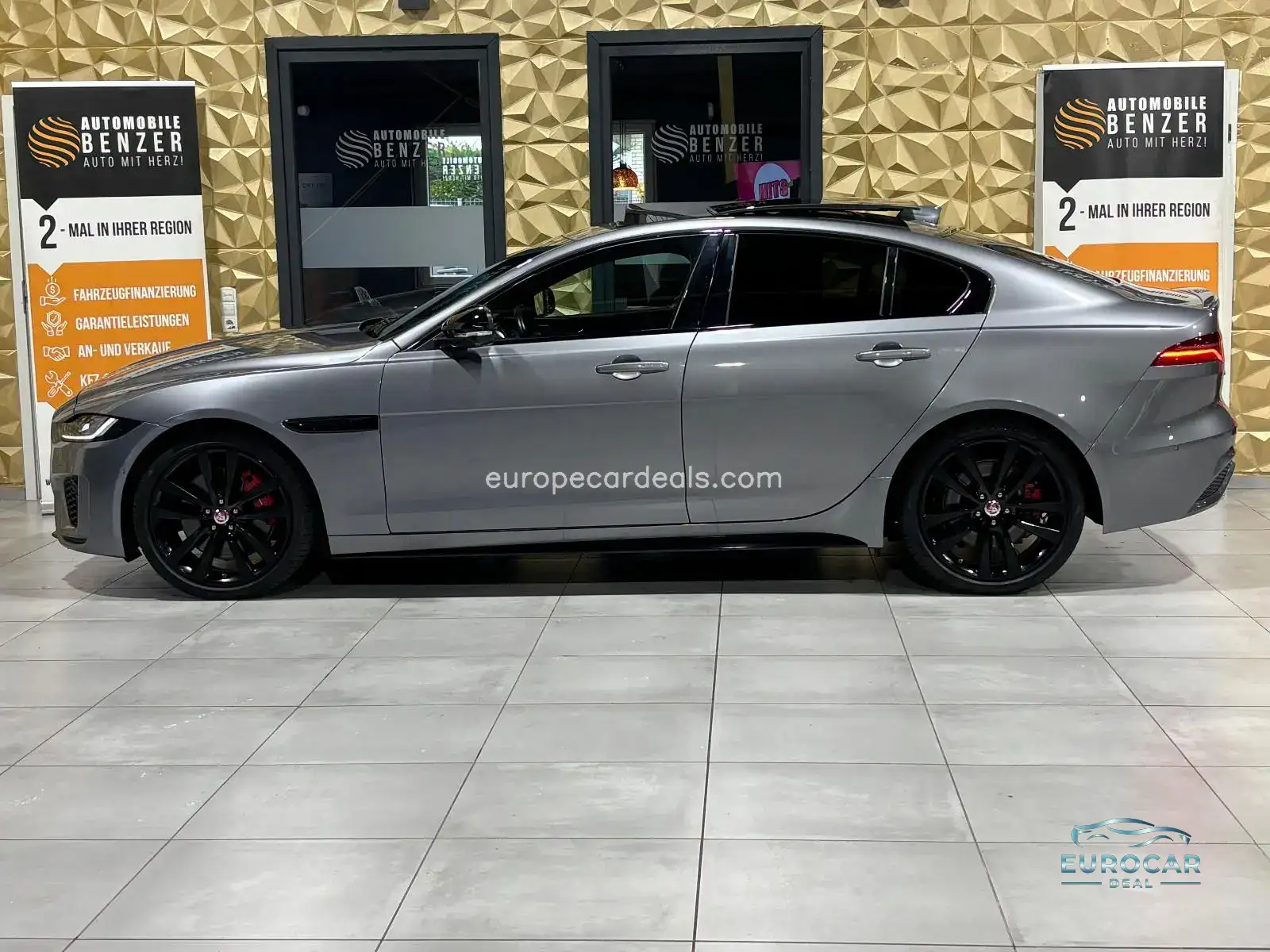 Jaguar XE