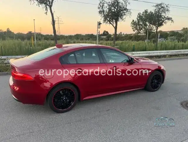 Jaguar XE