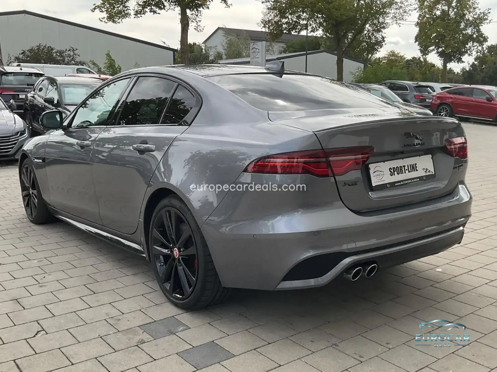 Jaguar XE