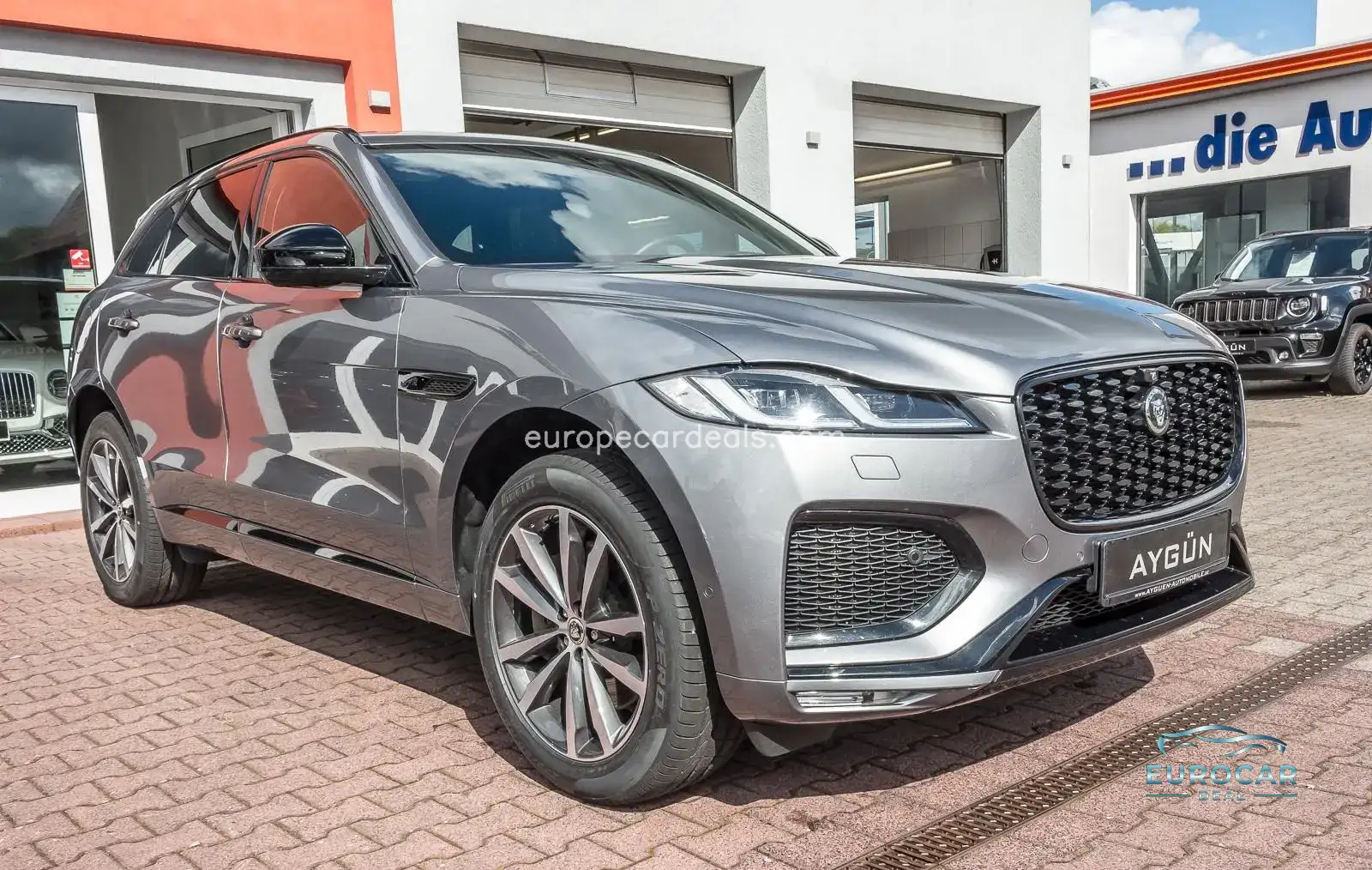 Jaguar F-Pace