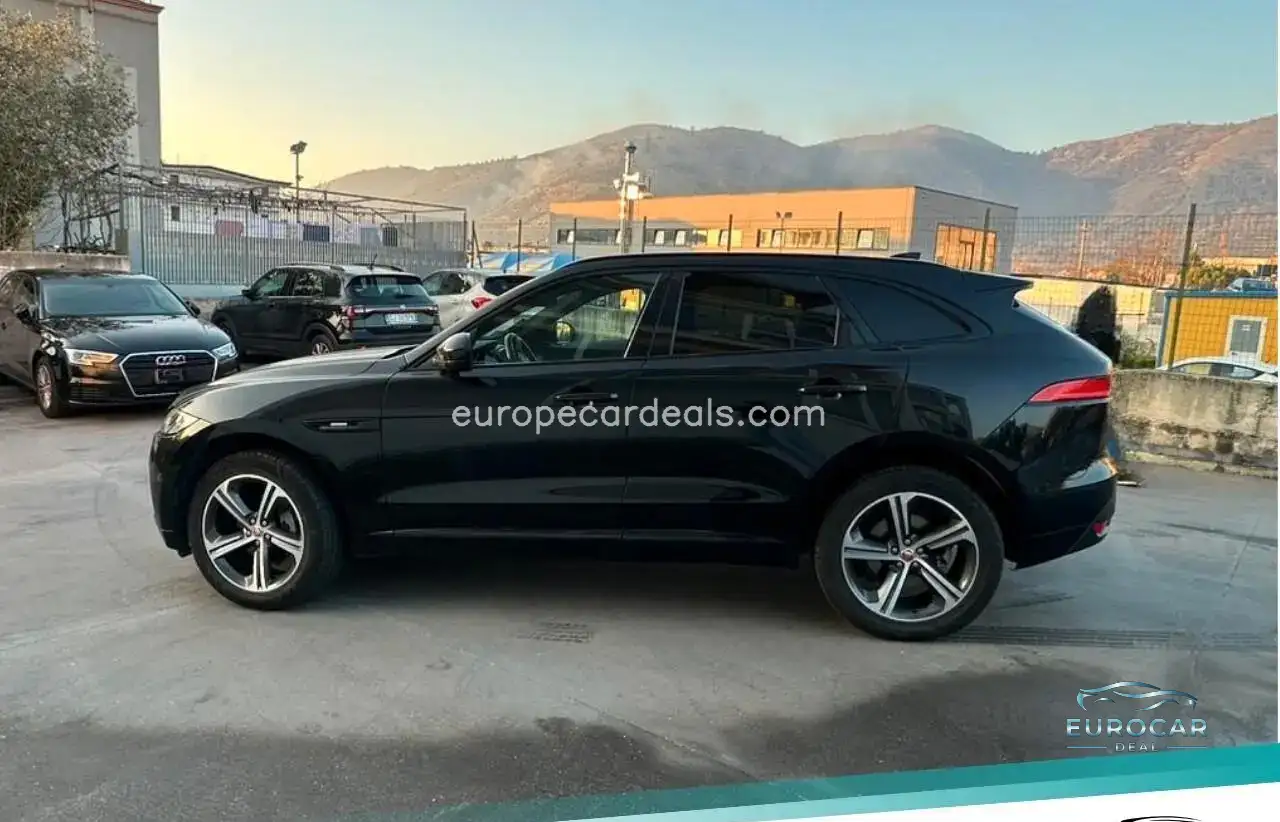 Jaguar F-Pace