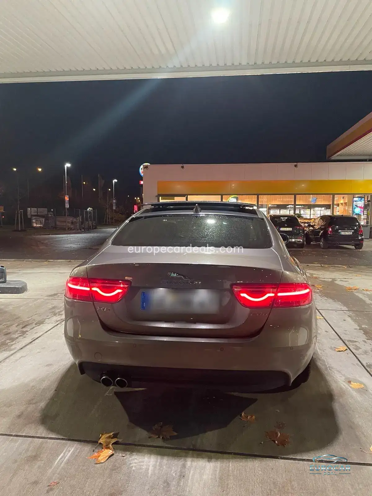 Jaguar XE