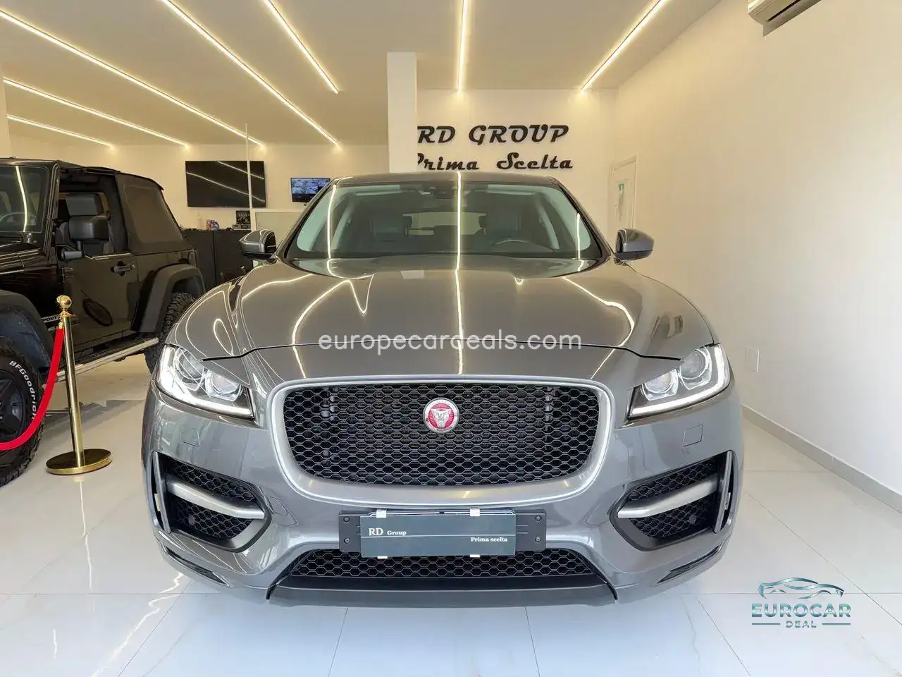 Jaguar F-Pace