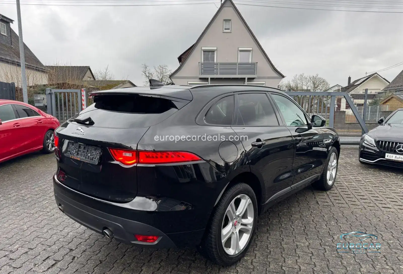 Jaguar F-Pace
