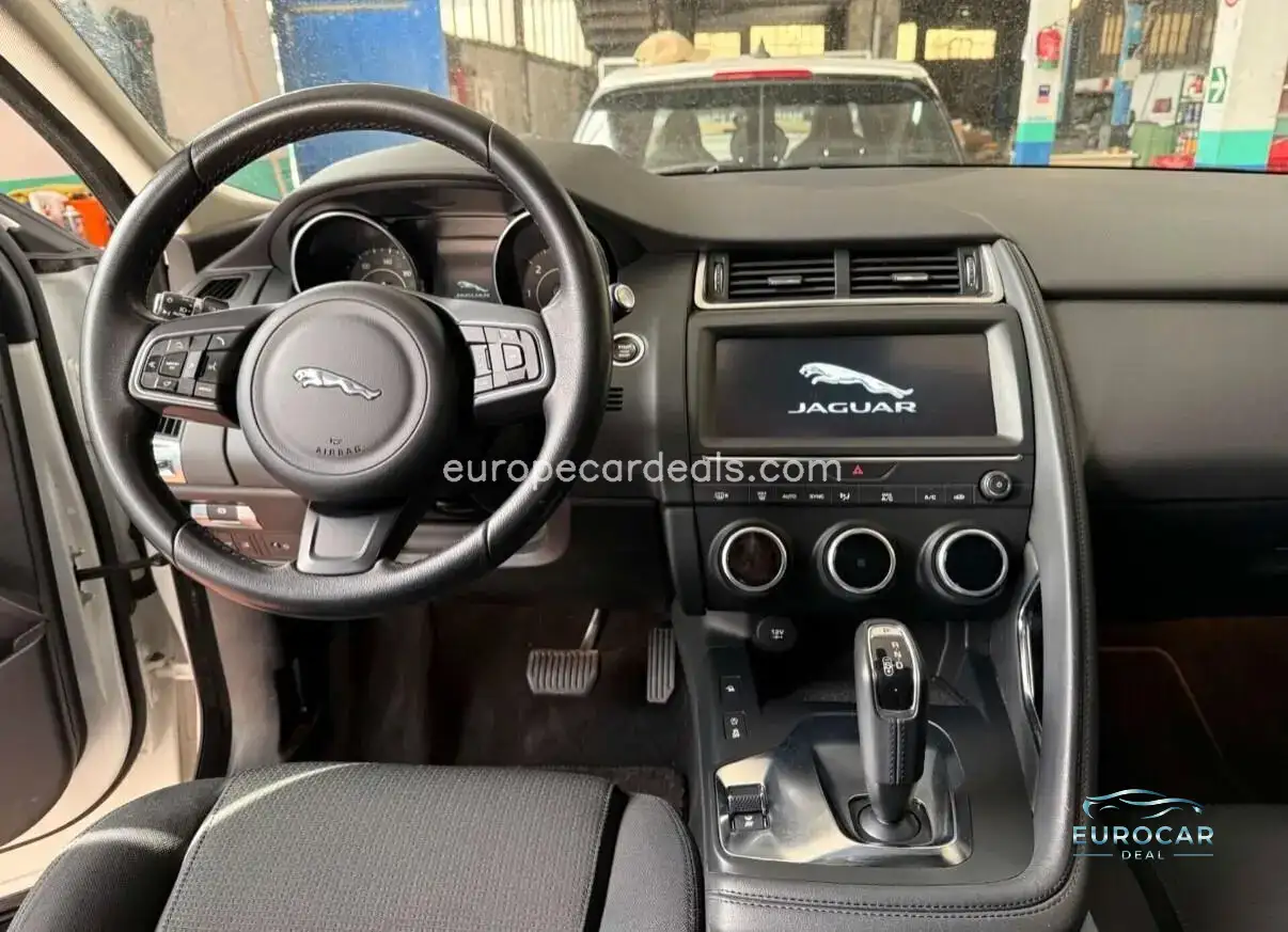 Jaguar E-Pace
