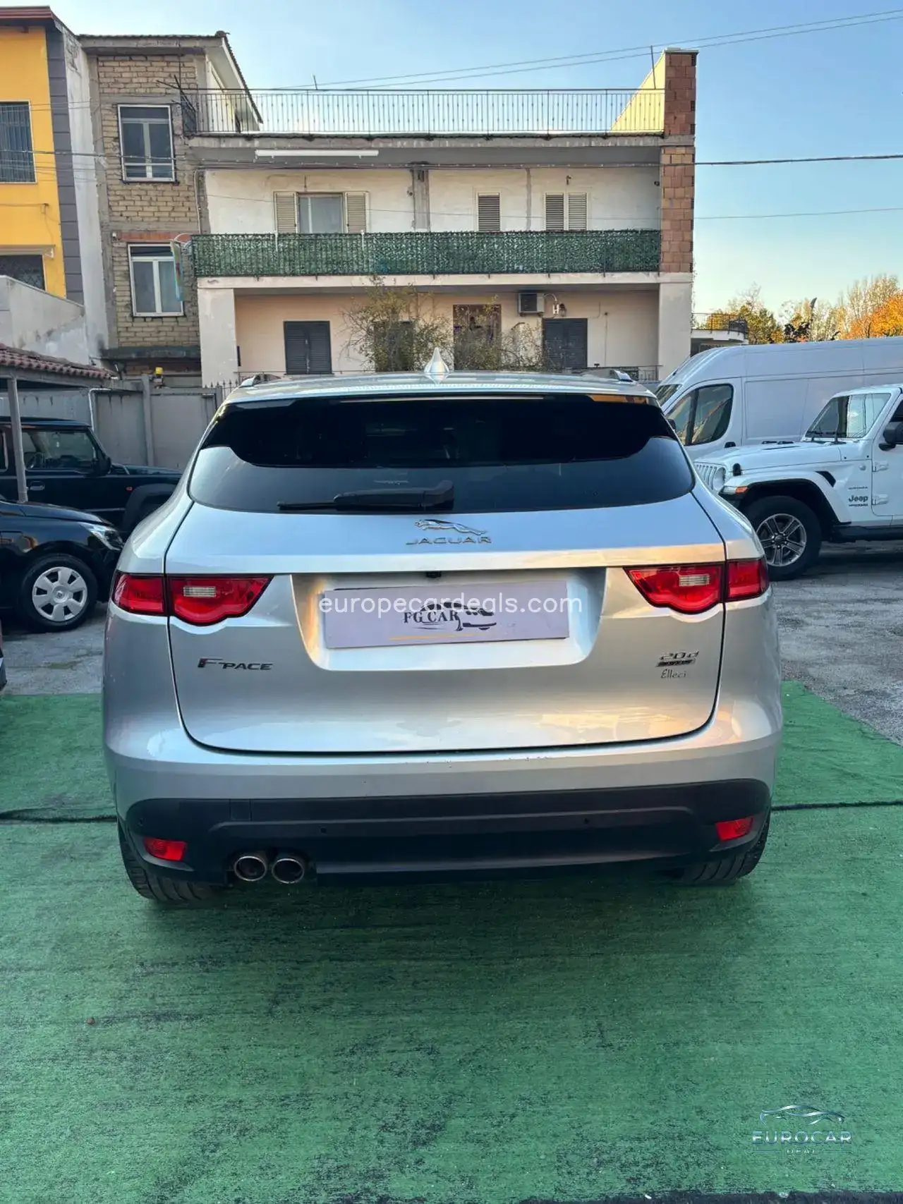 Jaguar F-Pace