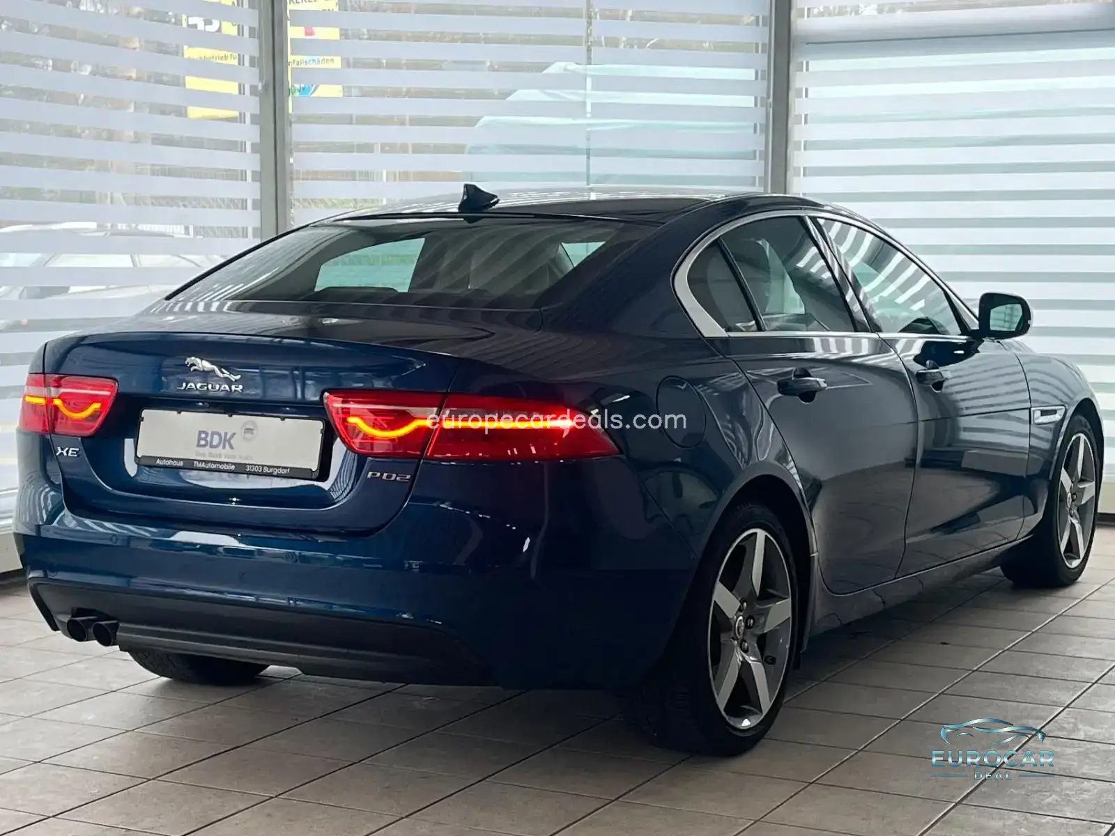 Jaguar XE