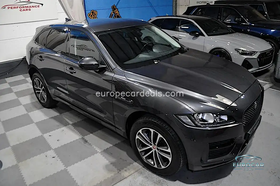 Jaguar F-Pace