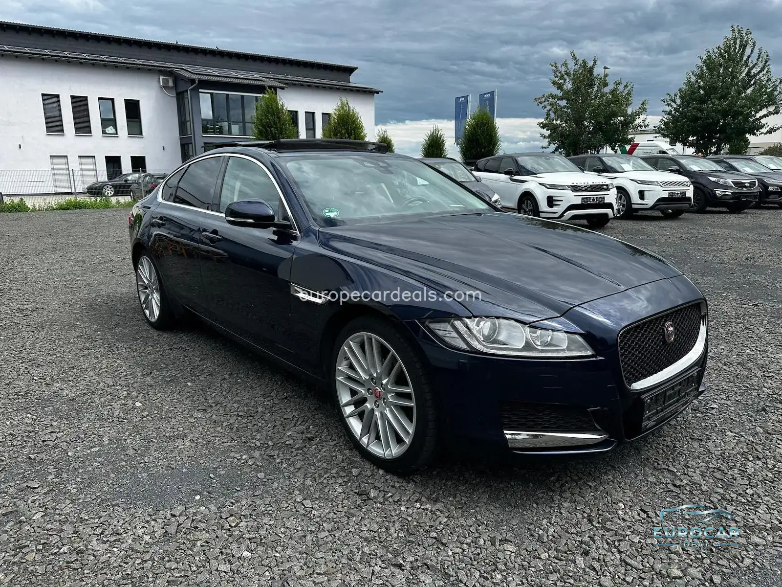 Jaguar XF